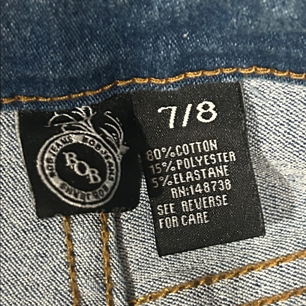 BOB Jeans Stylish Blue Distressed Women Jeans size 7/8 NWOT - Picture 2 of 9